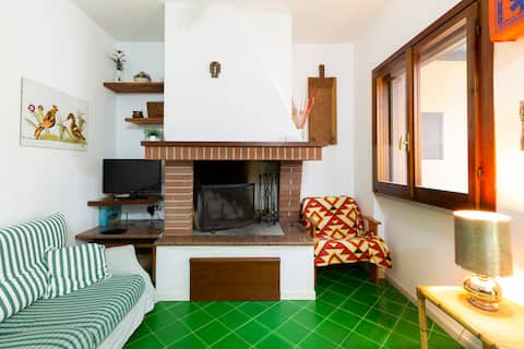 Annuncio Airbnb popolare: Summer House - villa 100 meters from the sea a Pula