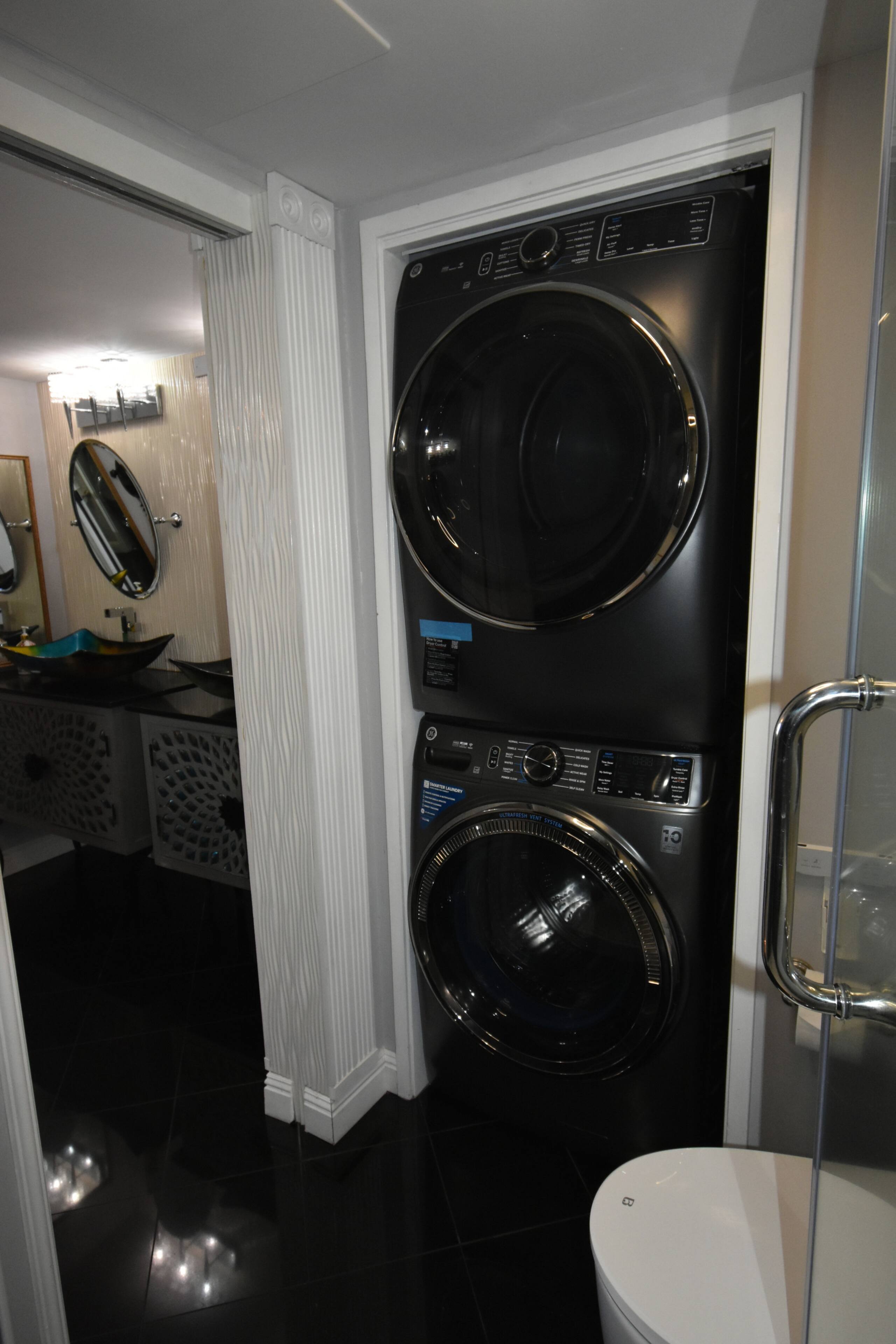 Place to stay in Honolulu · ★4.83 · 2 bedrooms · 4 beds · 2 private baths - Image 31