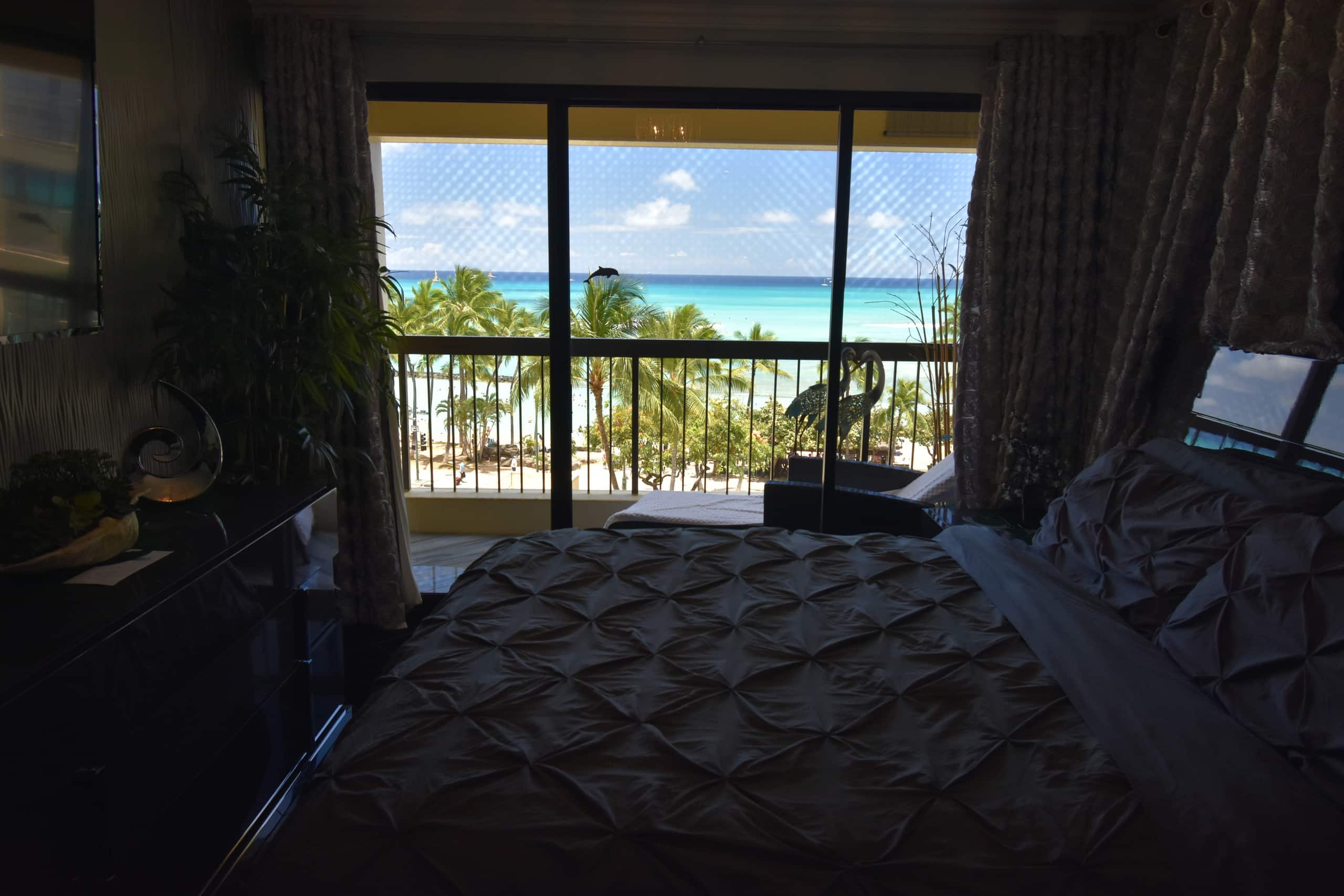 Place to stay in Honolulu · ★4.83 · 2 bedrooms · 4 beds · 2 private baths - Image 28