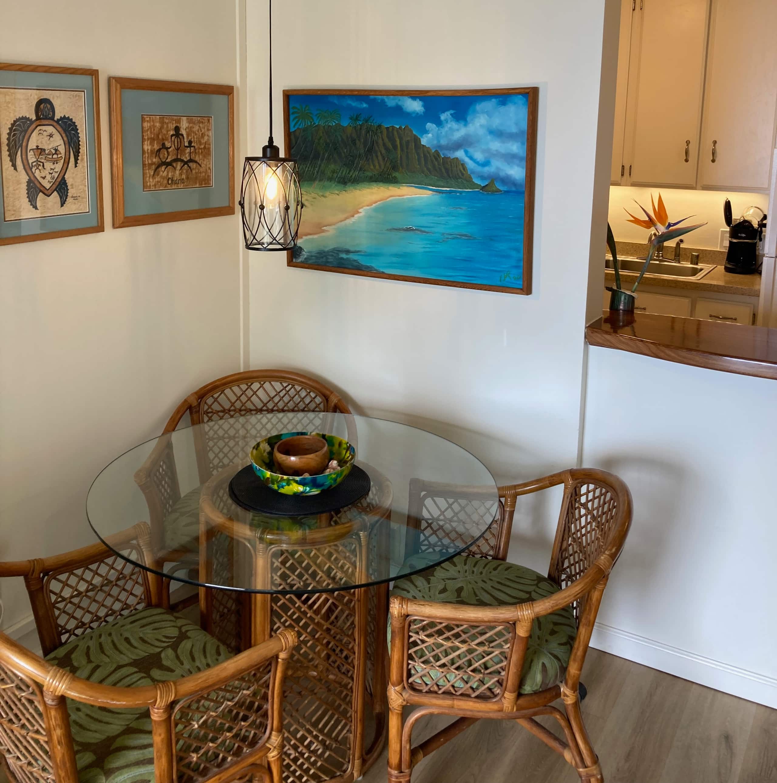 Condo in Kailua-Kona · ★4.86 · 1 bedroom · 2 beds · 1 bath - Image 11