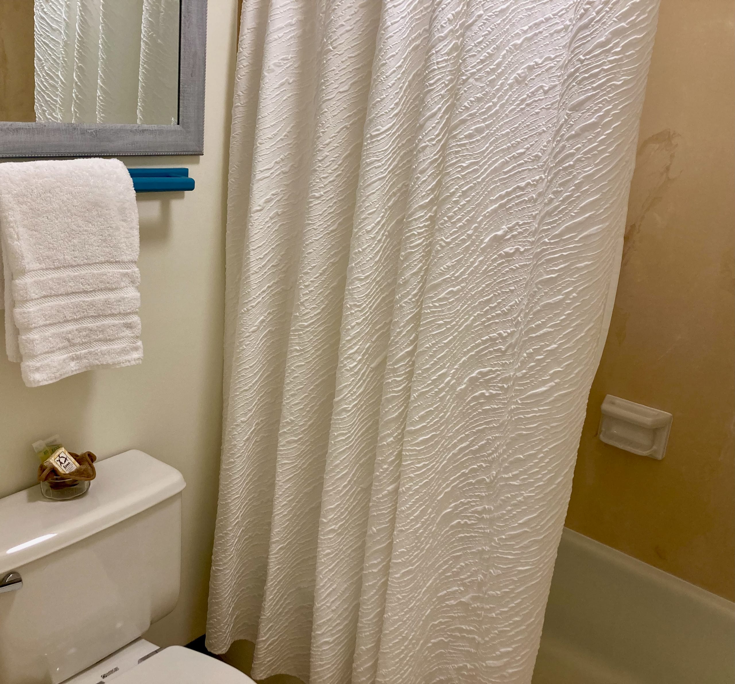 Condo in Kailua-Kona · ★4.86 · 1 bedroom · 2 beds · 1 bath - Image 18
