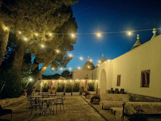 Trulli con piscina privata gallery image 4