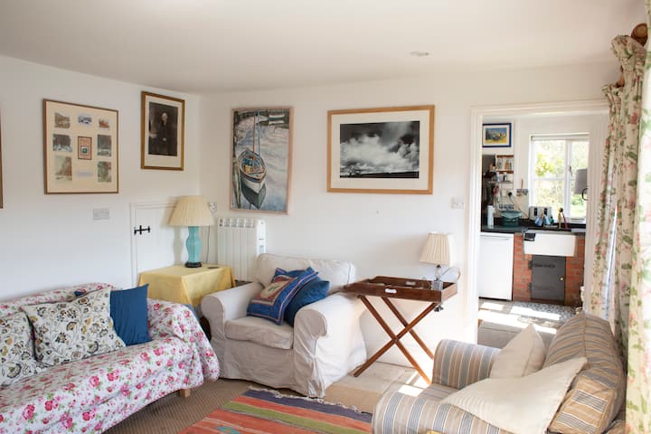 Idyllic Cottage On The Banks Of The River Wye - Hay-on-Wye