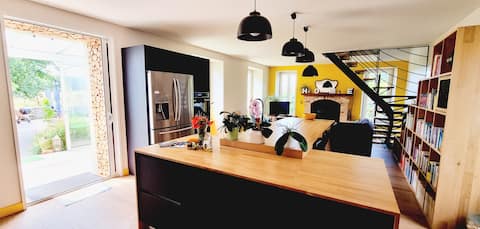 House with garden near the banks of the Loire