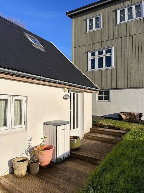 Cottage in scenic surroundings