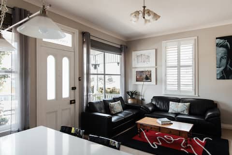 Top Airbnb: Glebe Emporium with easy parking - Central Hobart in City Of Hobart