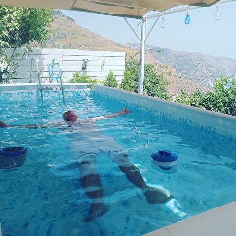 Proprietà Airbnb di successo: johnny and Mary's house breathtaking view a Taormina