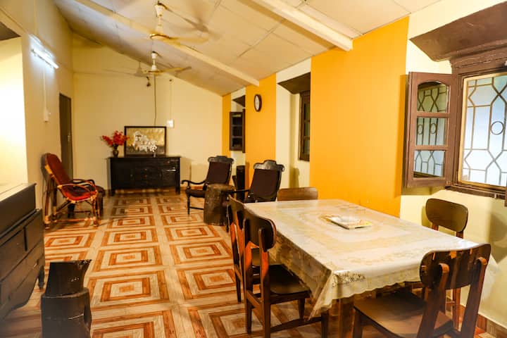 Seascape Villa,a 4bhk Beach Side Getaway! - Goa