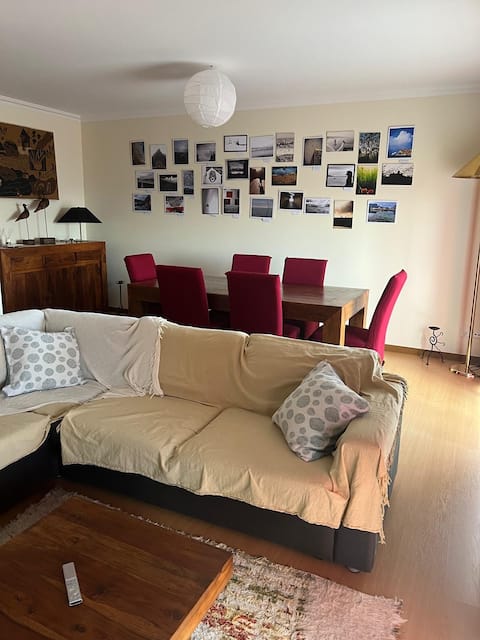 Imóvel de sucesso: Nice apartment just 14km away to the Nazaré beach. em Leiria