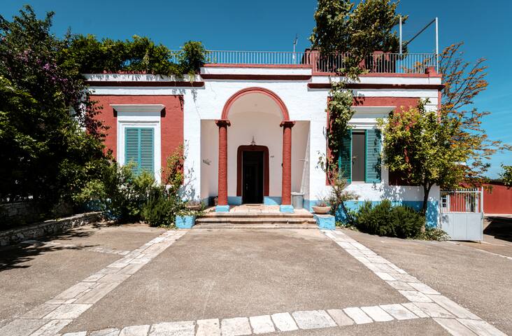 Villa Barbara-Private Villa with Pool in Monopoli gallery image 3