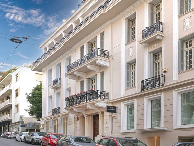 The Rare Luxury Gem in Kolonaki Sq – near Syntagma gallery image 3