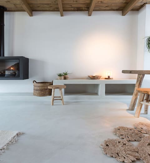 19th century house | historic centre | 10 people |