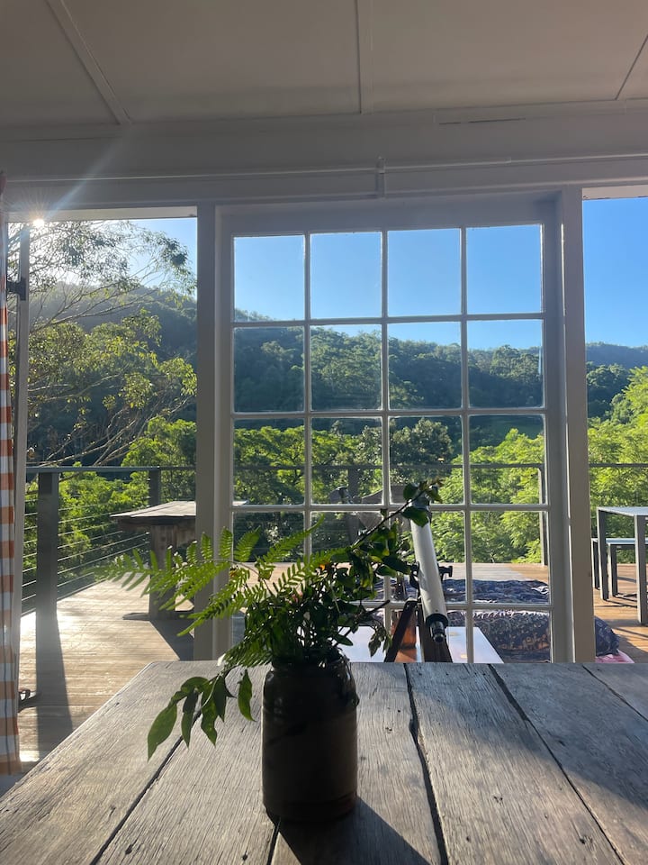 Yellow House - Killarney Nature Reserve, Dungog