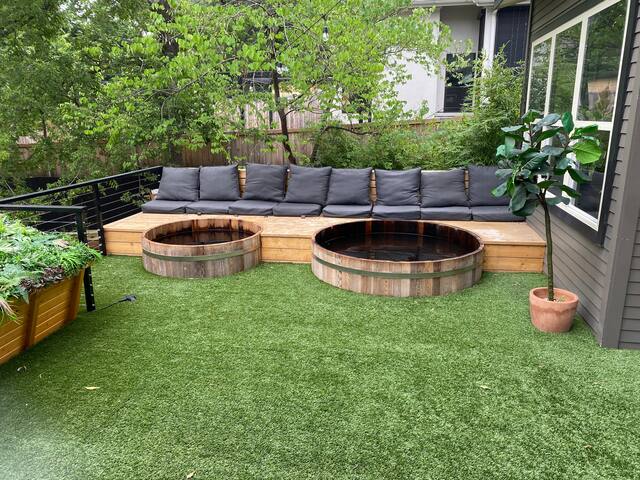 Bouldin Oasis + Hot Tub & Cold Plunge gallery image 4