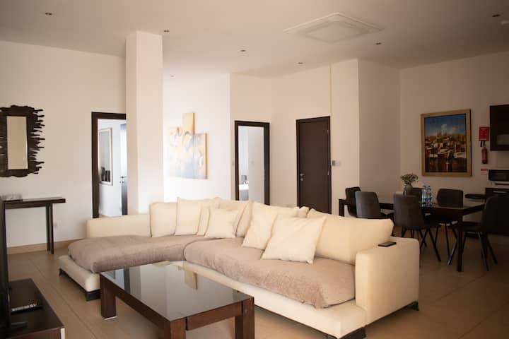 View & Location At Fig-tree Bay In Protaras! - Nissi Beach