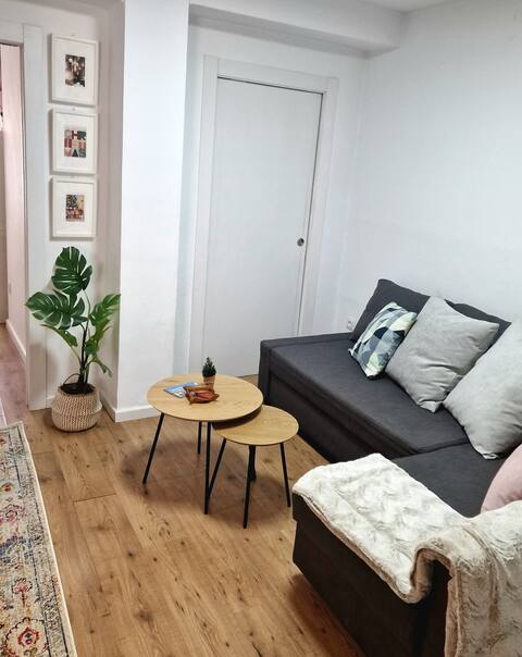 Cozy stay by the Turia ★AirCon★WiFi★Beach Towels