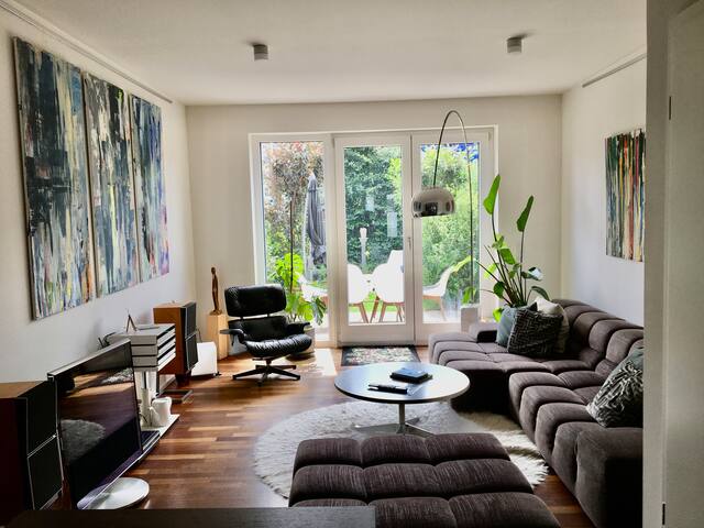 Townhouse with garden, terrace & balcony gallery image 5