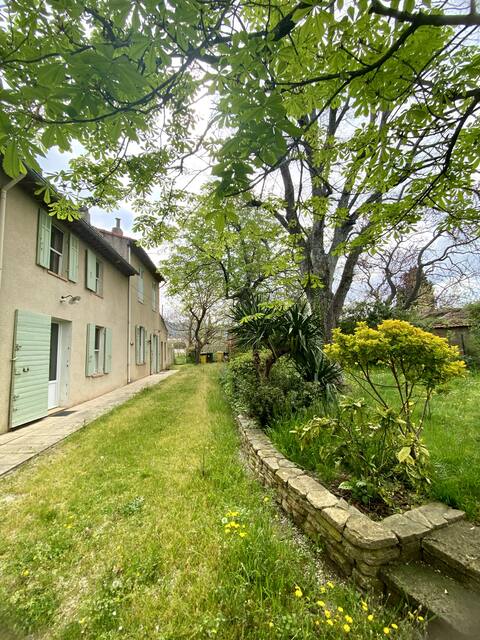 Provençal Farmhouse 8 to 12 people Pool Garden 3500 m2