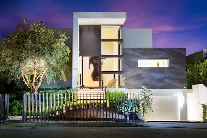 Luxurious Villa Infinity Pool View Beverly Hills