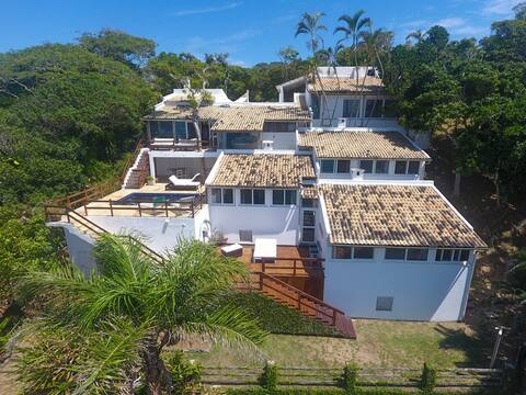 Lovely house facing the sea