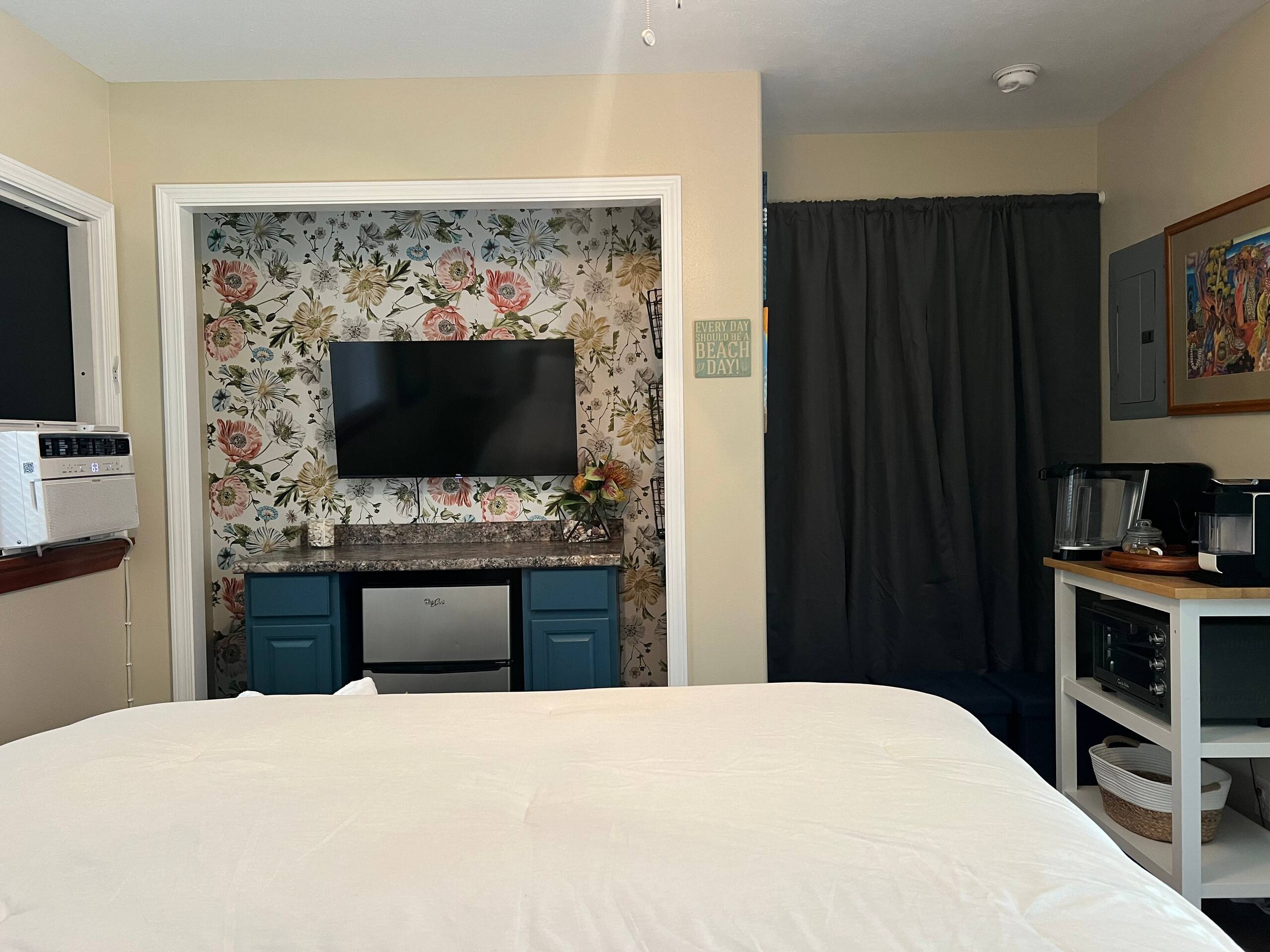 Kona Private Suite • Near Airport • Clean & Quiet - Image 4