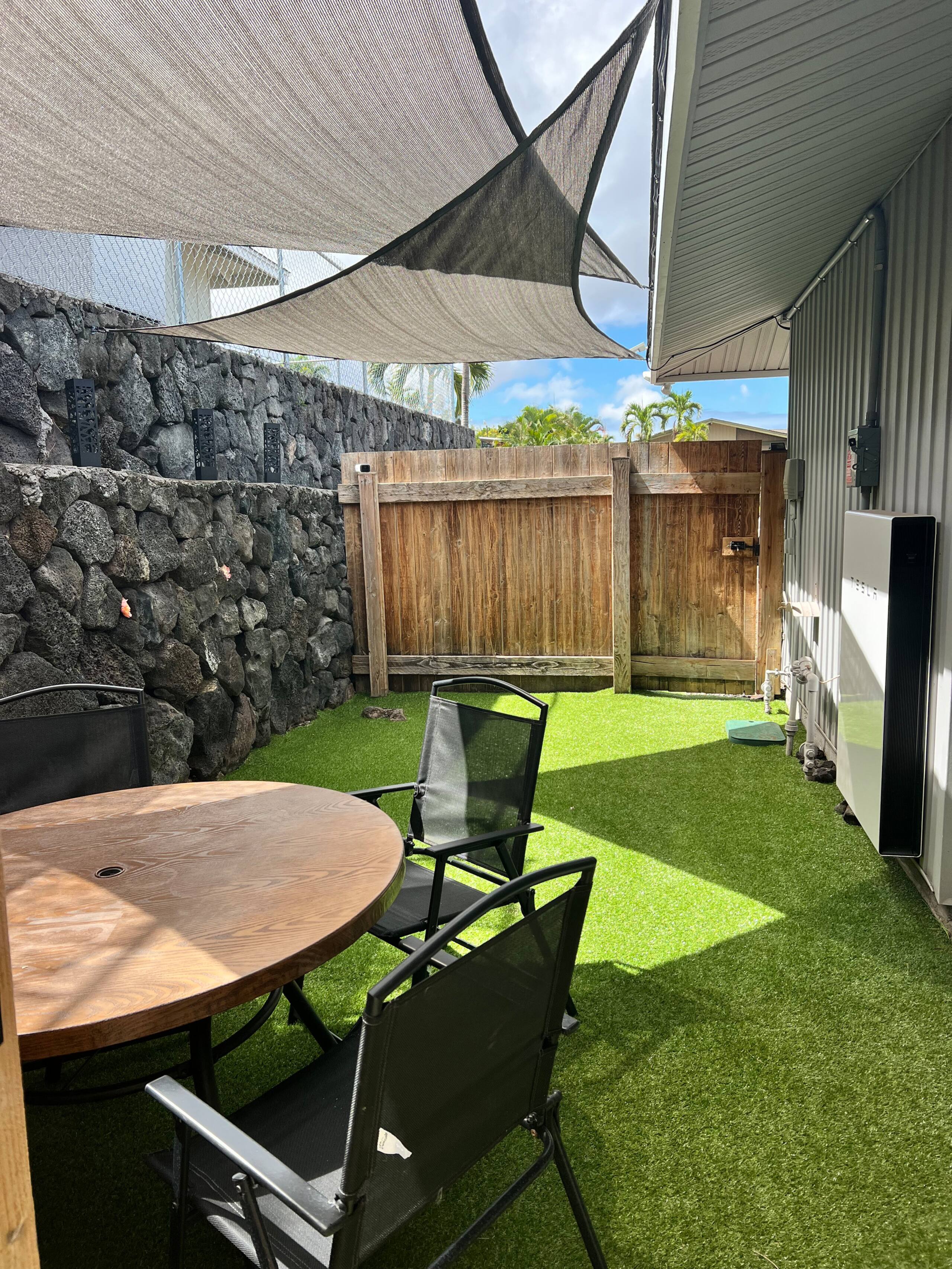 Kona Private Suite • Near Airport • Clean & Quiet - Image 25