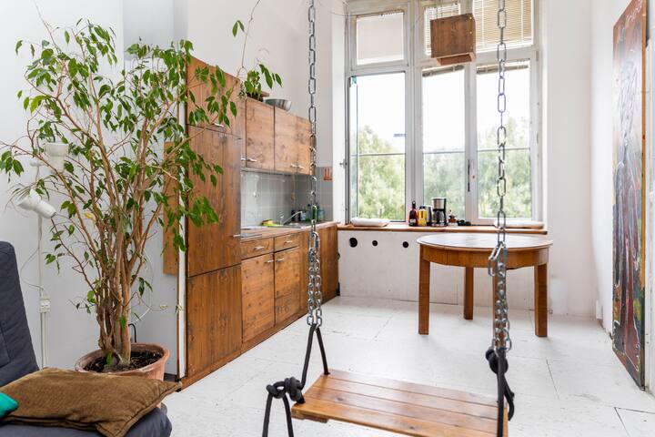 Feel free in a 140 sqm loft – party allowed! gallery image 2