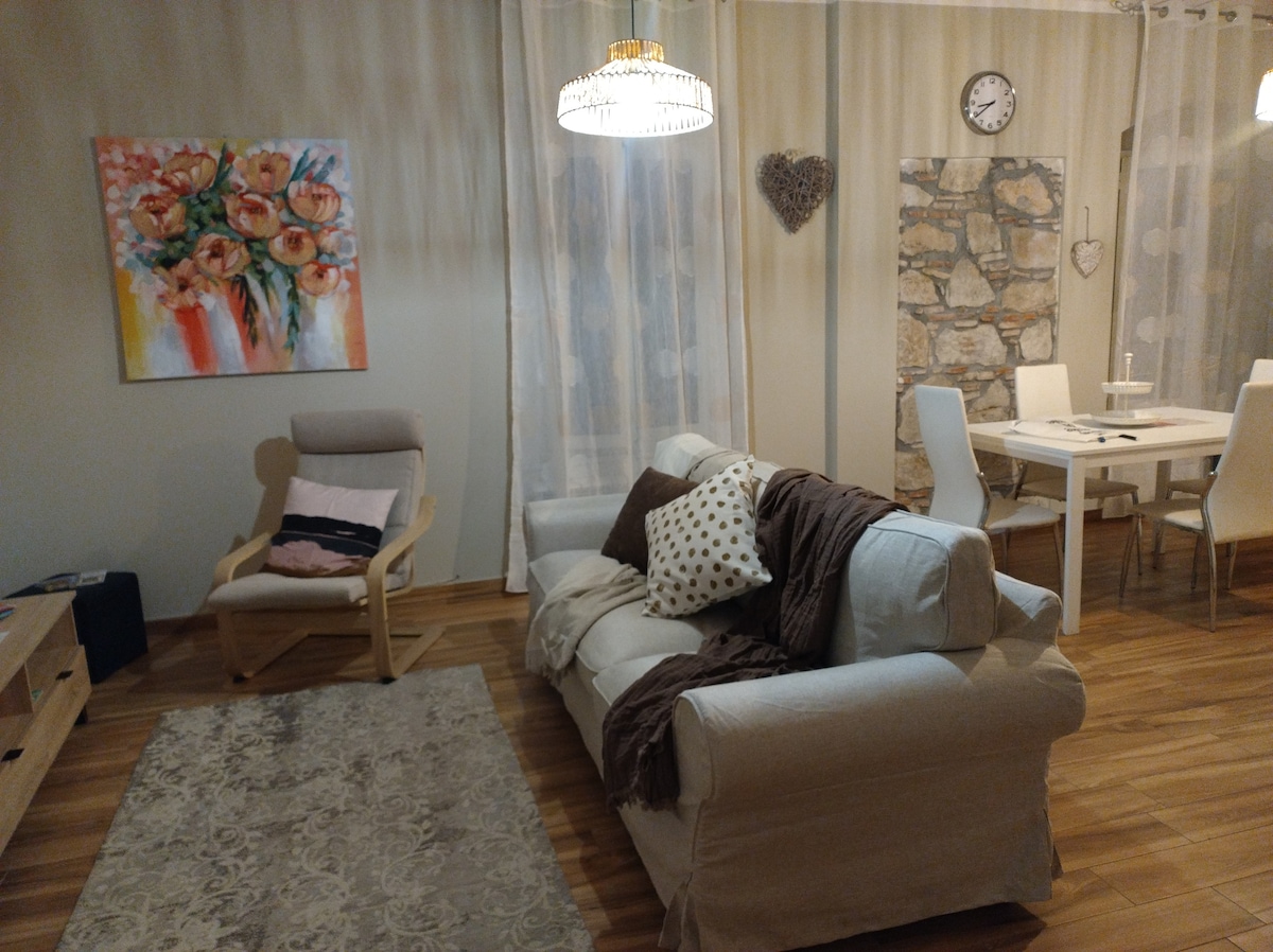 Successful Airbnb property: Glamour House in Viareggio