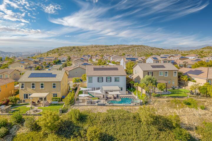 Entire home-POOL-not shared-Private! 5bd 3ba, View gallery image 3