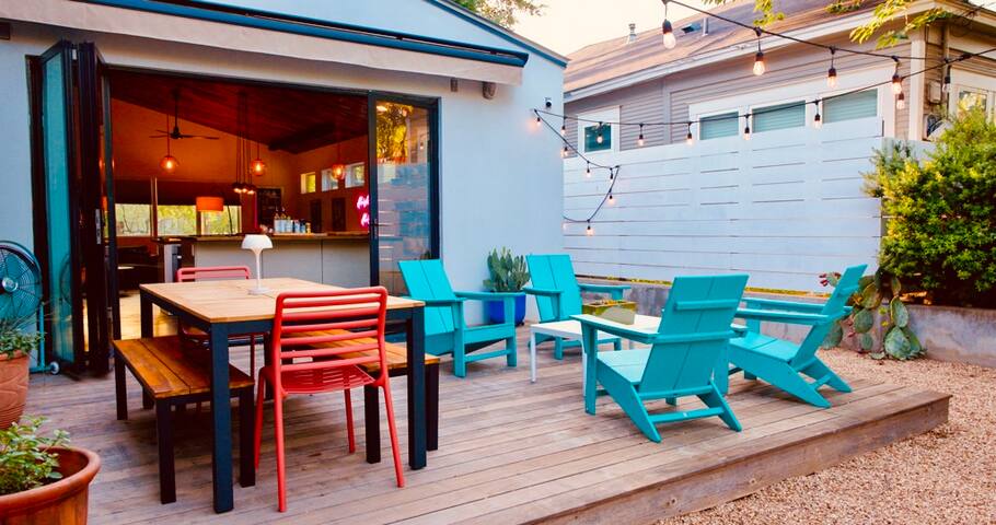 Hip Eastside Home Close to DT. Walk to everything!