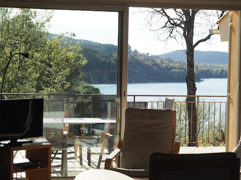 Beautiful New house of 135 m² located in Bauduen