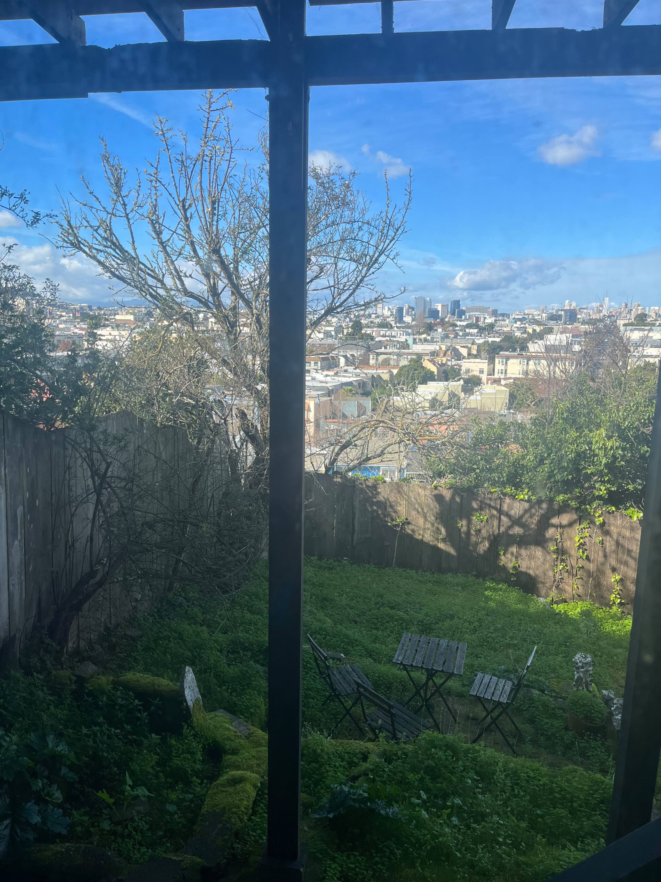 Mission Bernal 2 BR Charmer - Image 11
