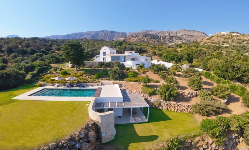 Magical and unique property: La Maison Grecque gallery image 2