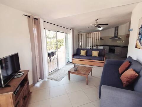 Nice 3 rooms apartment near Albufeira in Vila Cafe