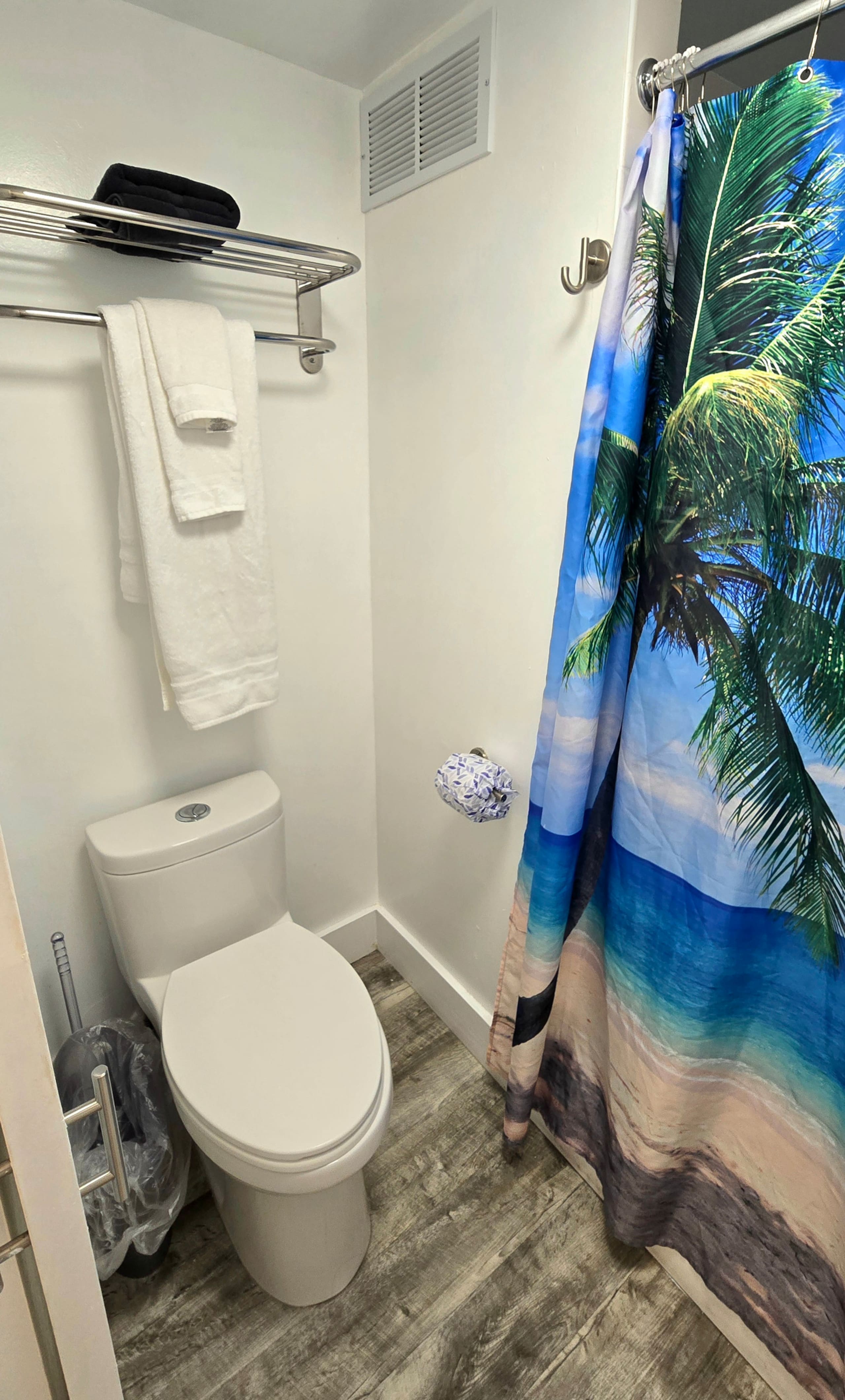 Wonderful, Updated, Waikiki Condo at Aloha Surf! - Image 11