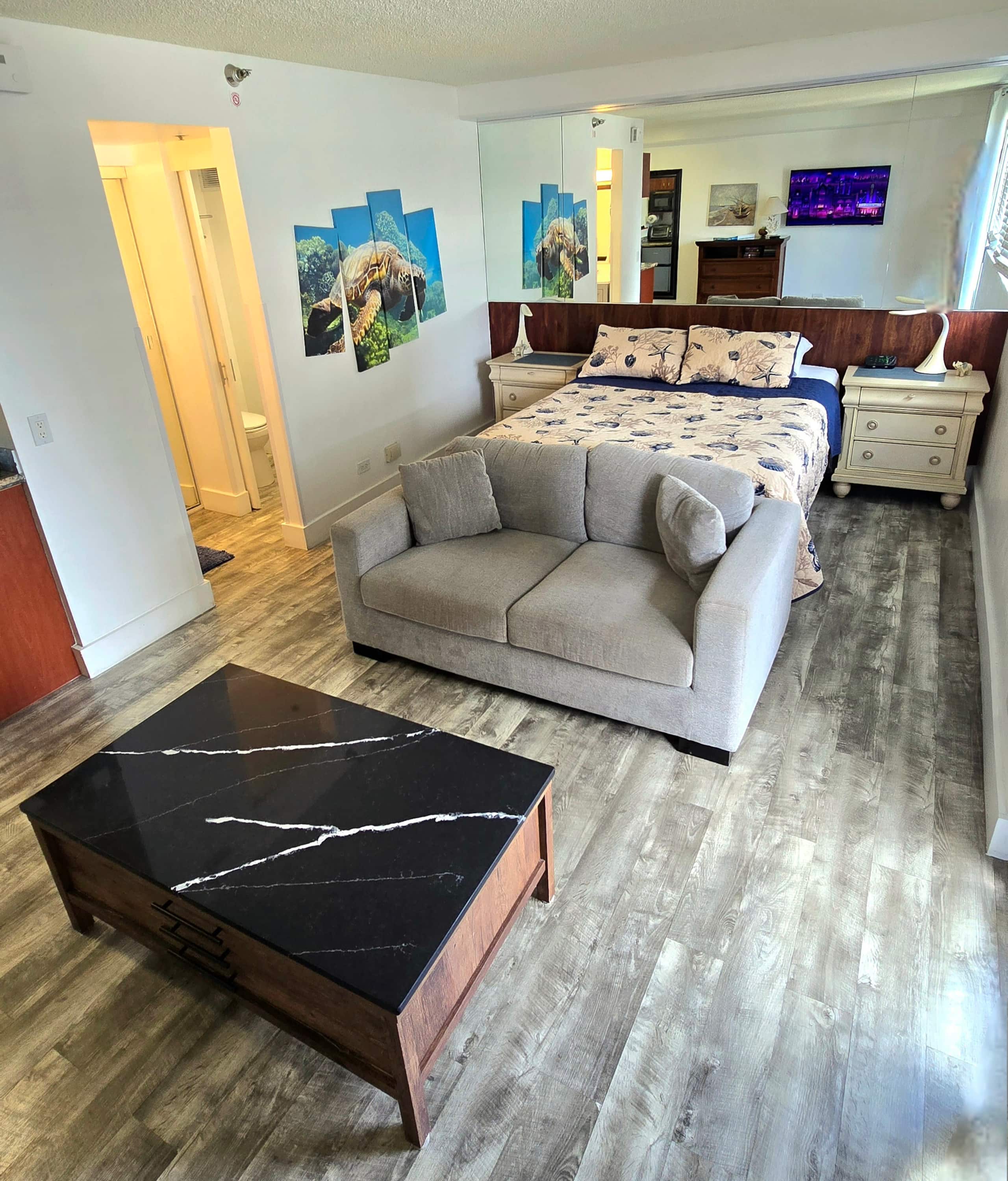 Wonderful, Updated, Waikiki Condo at Aloha Surf! - Image 6