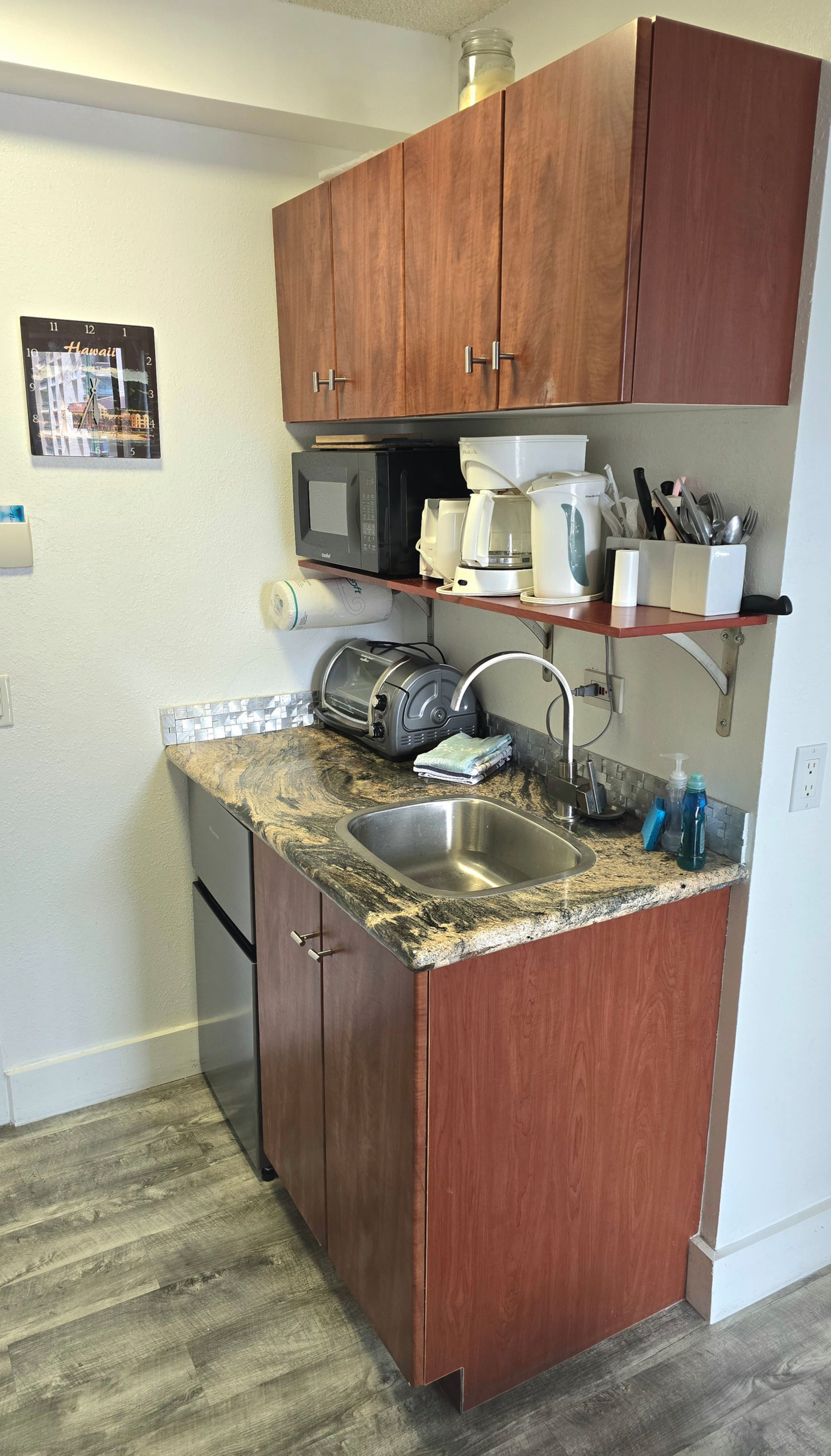 Wonderful, Updated, Waikiki Condo at Aloha Surf! - Image 7
