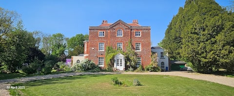 East Wing of Country House with Indoor Heated Pool