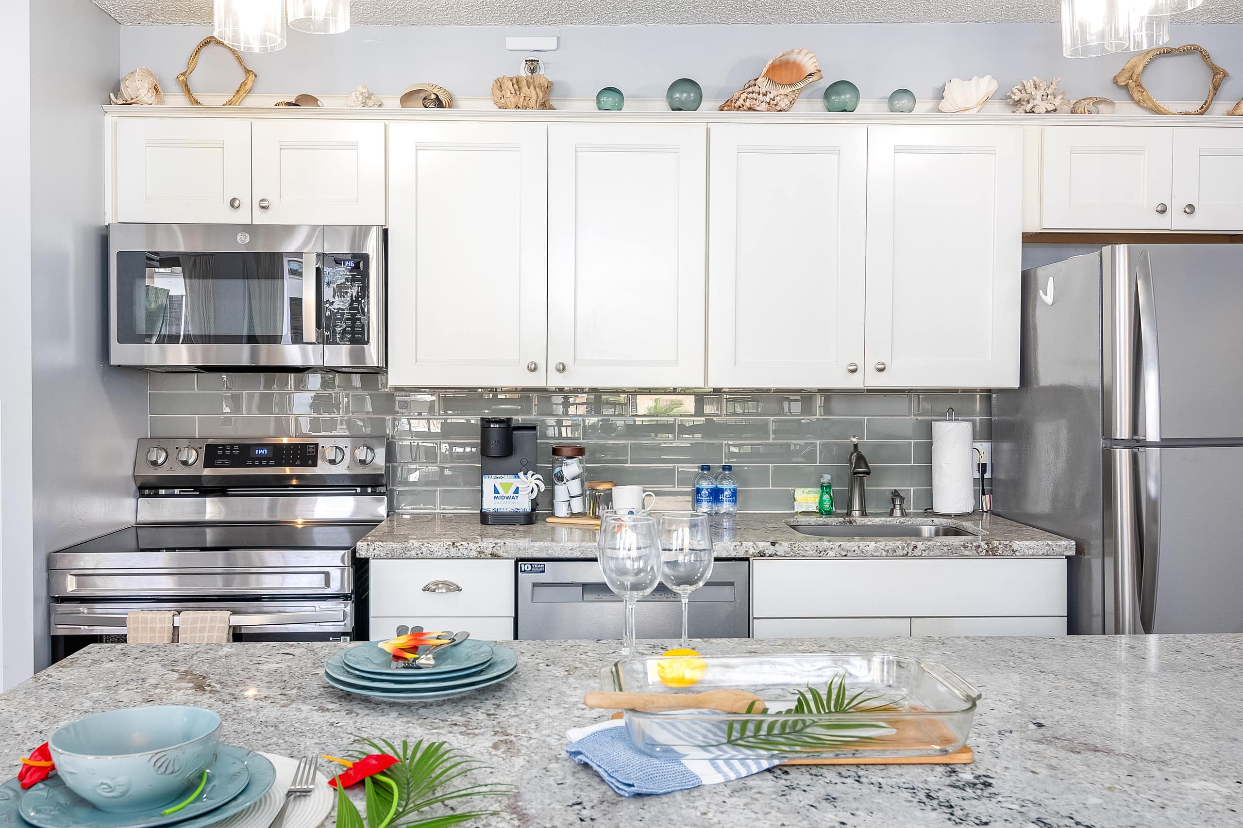 Condo in Honolulu · ★4.73 · 1 bedroom · 3 beds · 1 private bath - Image 19