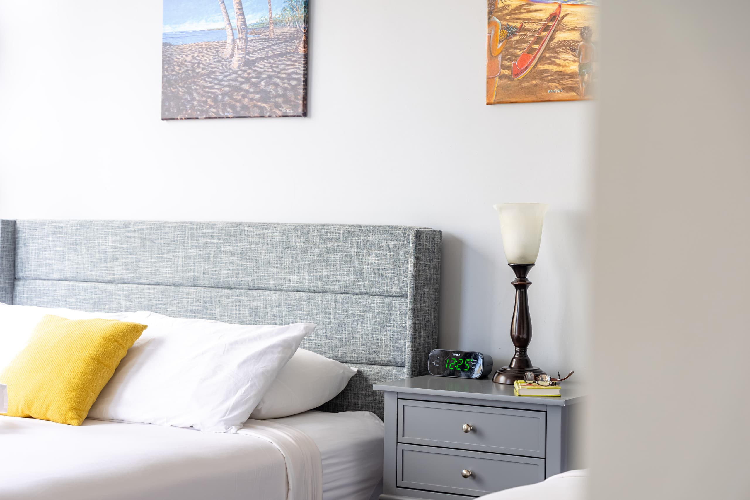 Condo in Honolulu · ★4.73 · 1 bedroom · 3 beds · 1 private bath - Image 41