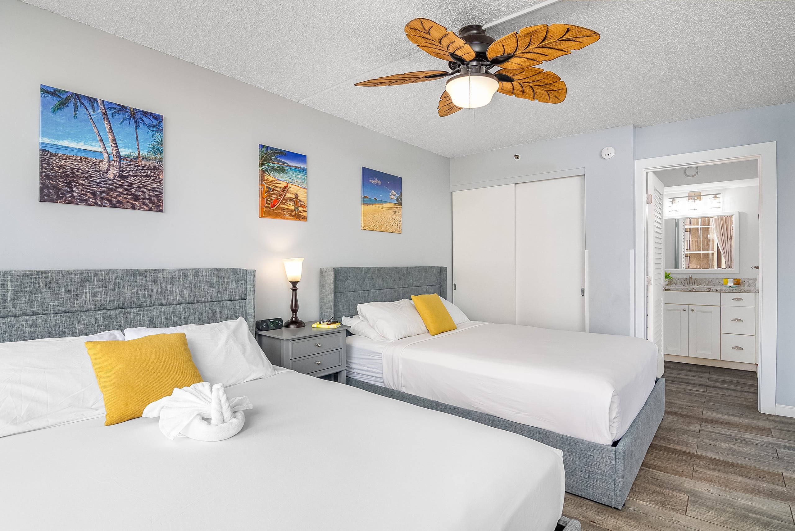 Condo in Honolulu · ★4.73 · 1 bedroom · 3 beds · 1 private bath - Image 34