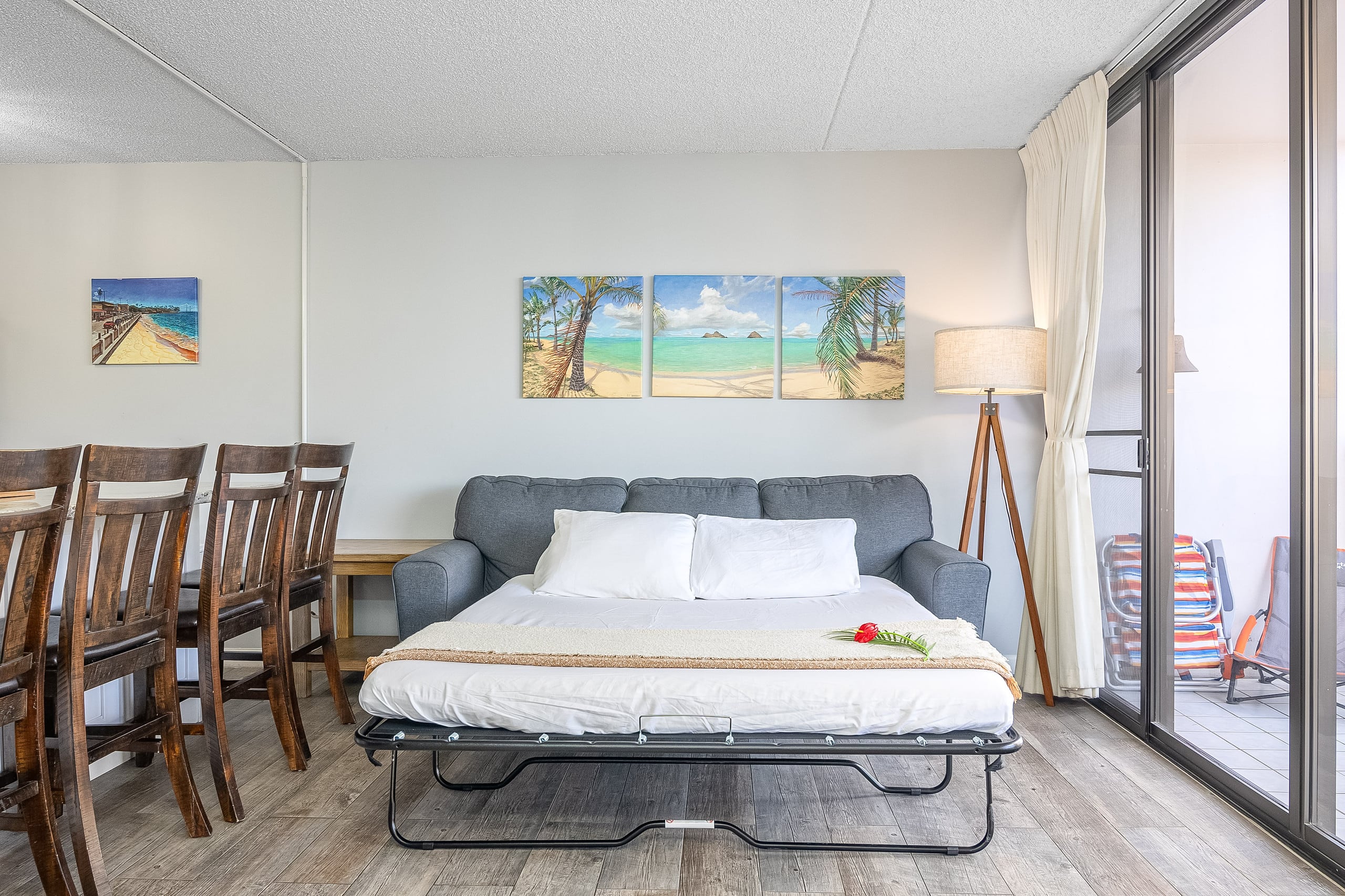 Condo in Honolulu · ★4.73 · 1 bedroom · 3 beds · 1 private bath - Image 1