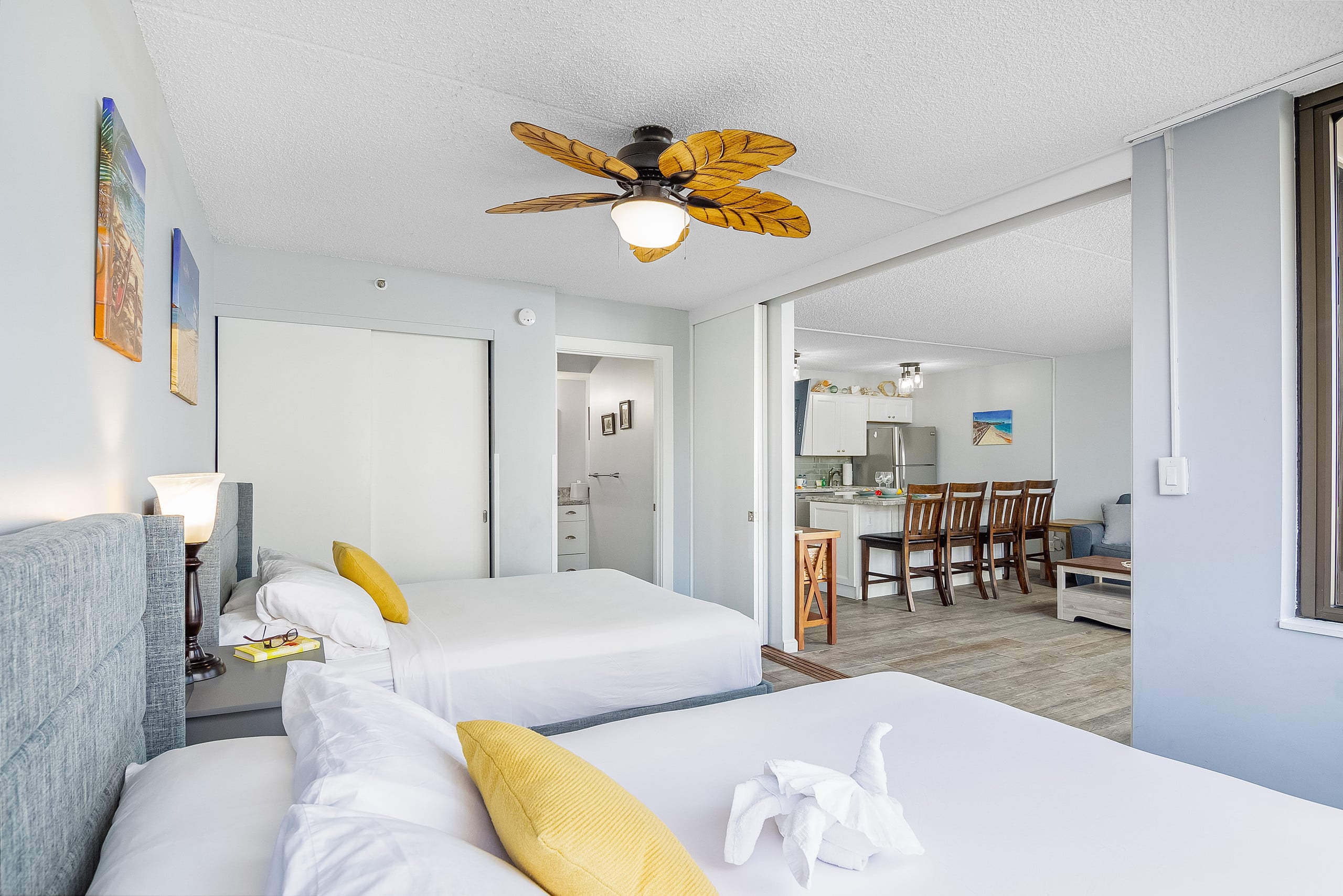 Condo in Honolulu · ★4.73 · 1 bedroom · 3 beds · 1 private bath - Image 36