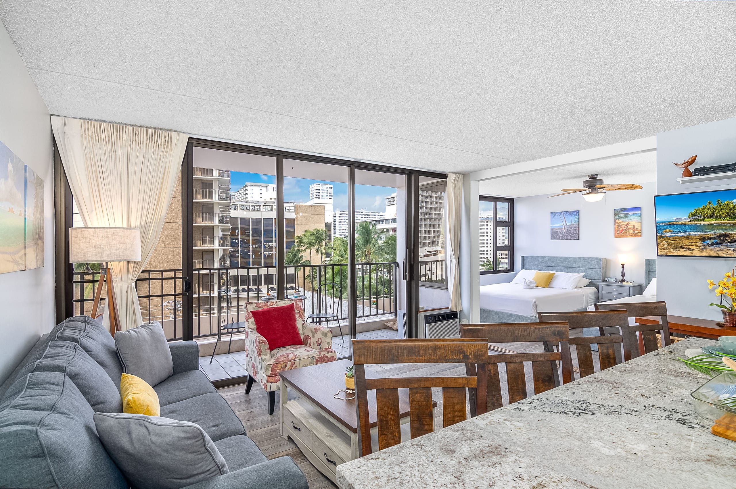 Condo in Honolulu · ★4.73 · 1 bedroom · 3 beds · 1 private bath - Image 3