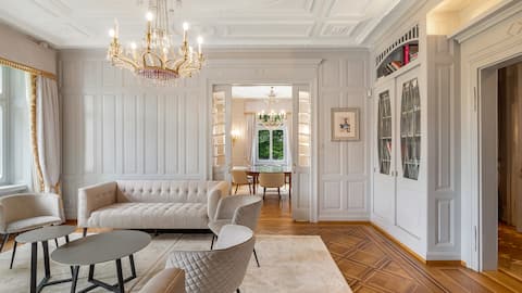 Top Airbnb: Entire Villa in Central Zurich in Wollishofen
