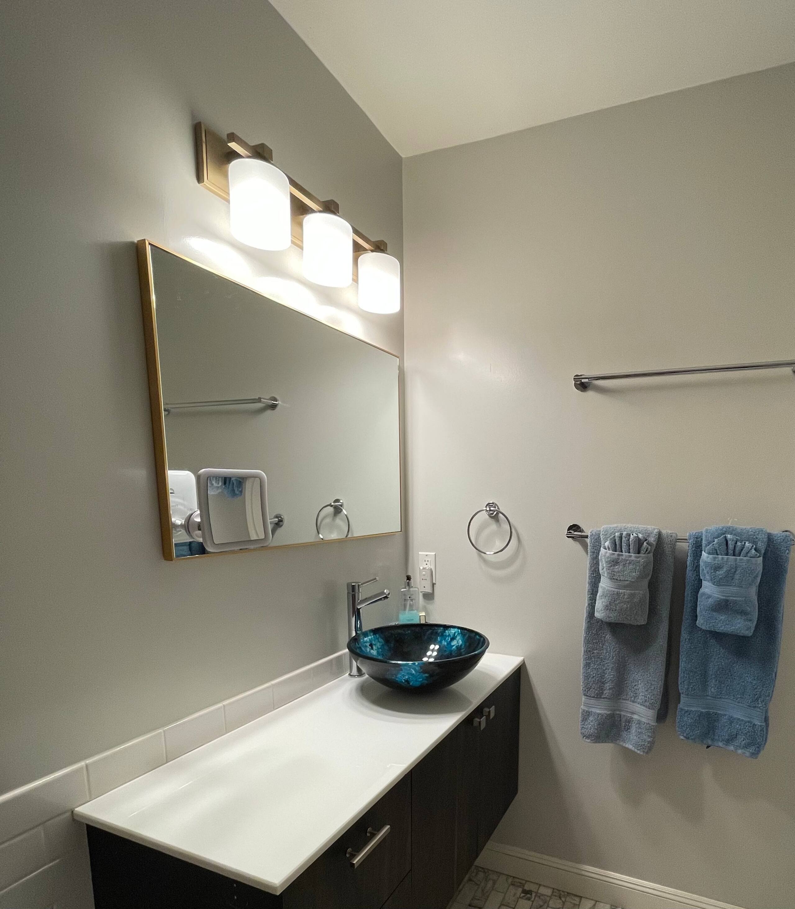 Home in San Francisco · ★4.82 · 4 bedrooms · 4 beds · 3.5 baths - Image 84