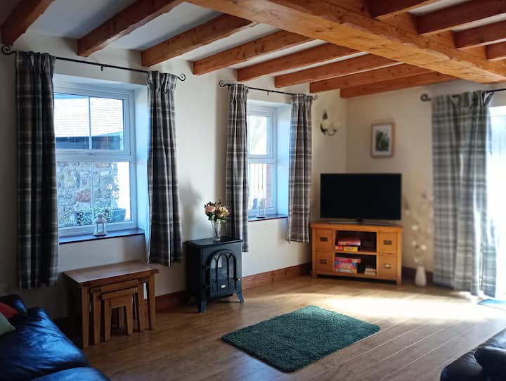 Burry Farm Cottage - Parc y Scarlets