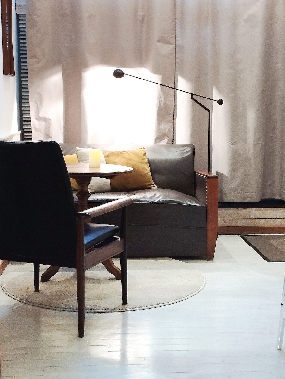Top performing Airbnb: unusual duplex at the gates of Paris in Vanves