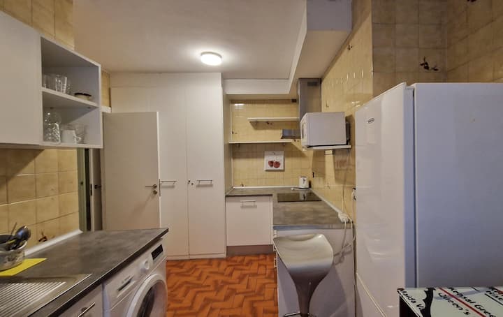 Habitación Matrimonial Y Baño Privado Enyamaguchi. - Pampelune