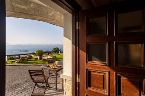 Rural house sea view by Gametxo